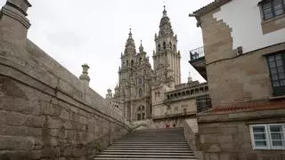 Detenido un hombre que agredió a un sacerdote cuando distribuía la comunión en la Catedral de Santiago