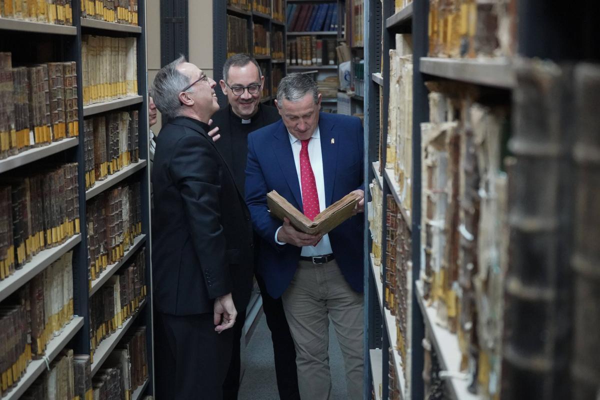 Zamora. presidente de la Diputación de Zamora, Javier Faúndez Domínguez, Obispo de Zamora, Fernando Valera Sánchez, actuaciones en el Palacio Episcopal de la Diócesis