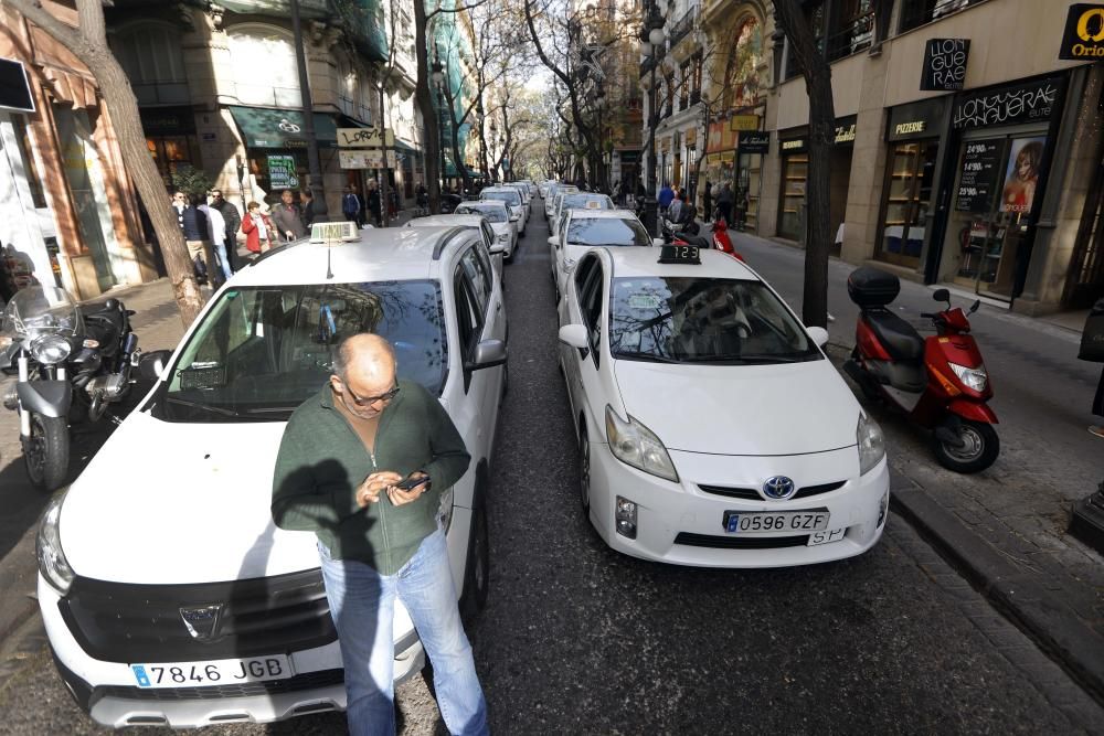 Manifestación de taxistas en València