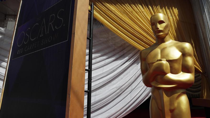 Una estatuilla gigante de los Oscar, en Los Ángeles.
