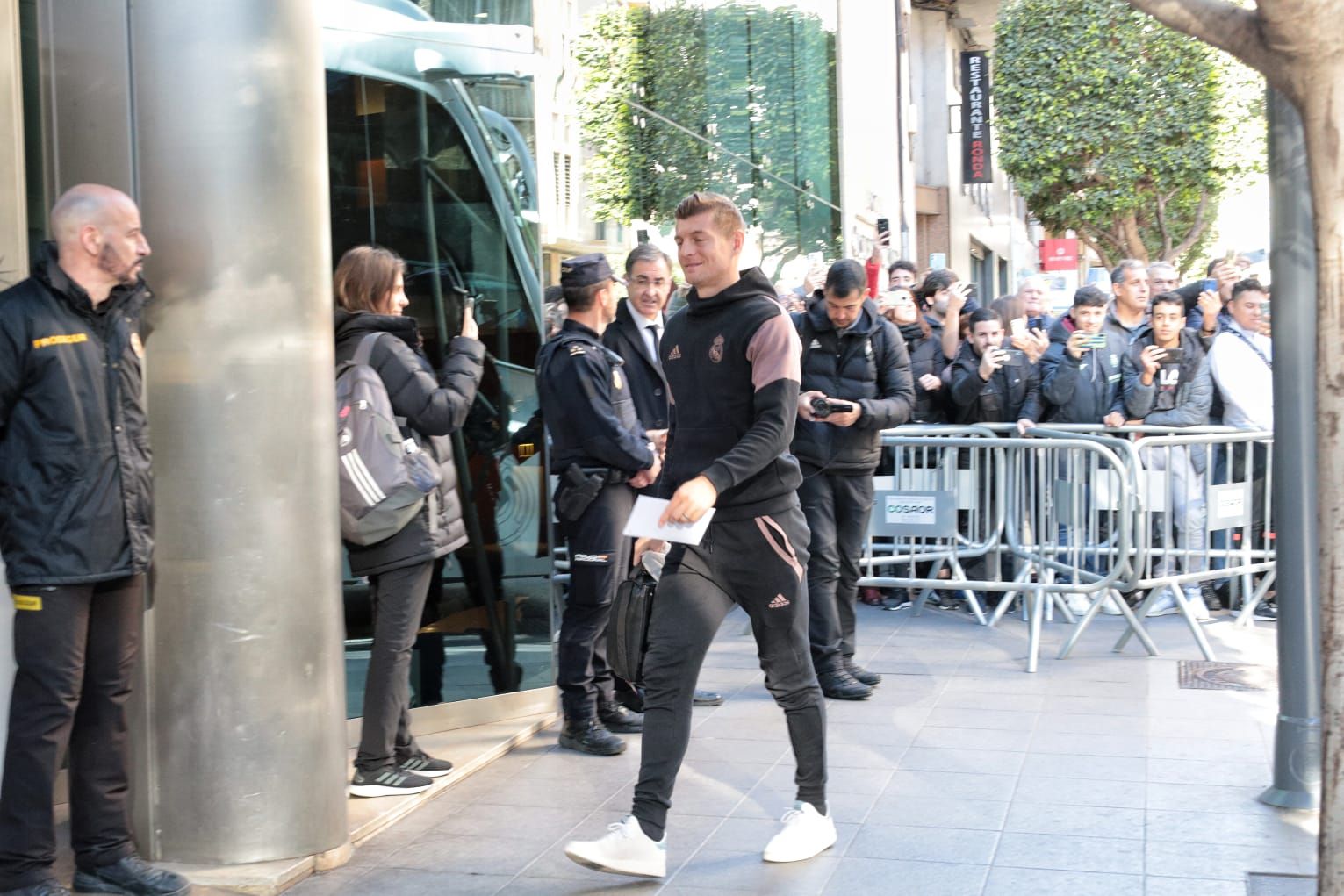 La llegada de las 'estrellas' del Real Madrid a Castellón