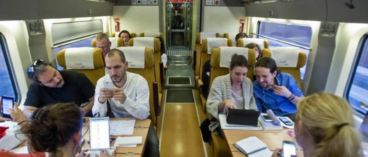 Subidos al tren de Podemos