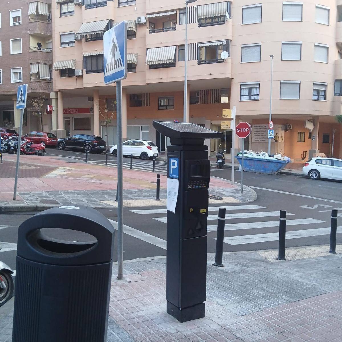 Son un total de diez los parquímetros instalados en el barrio y las calles cercanas.