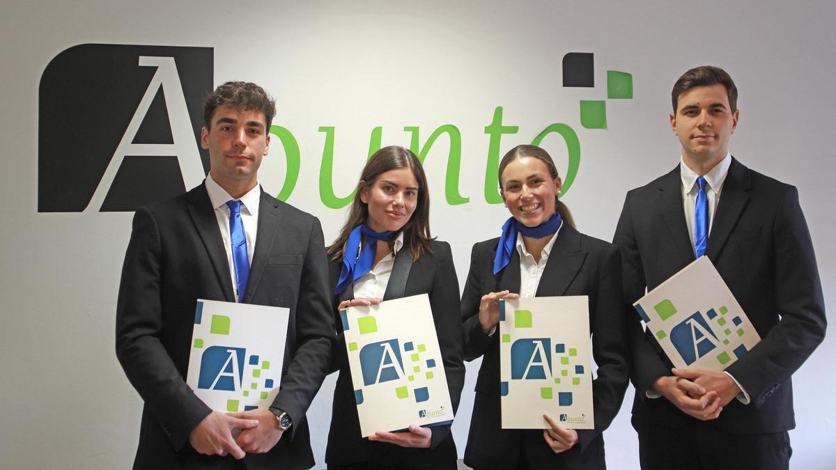 Con más de 30 años de experiencia, Azafatas y Traducciones Apunto se ha consolidado como una de las empresas referentes en Balears.