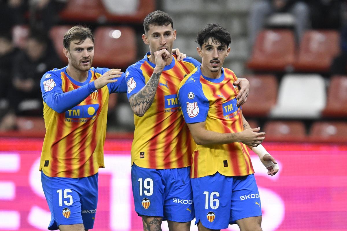 Beltrán y Raba, goleadores