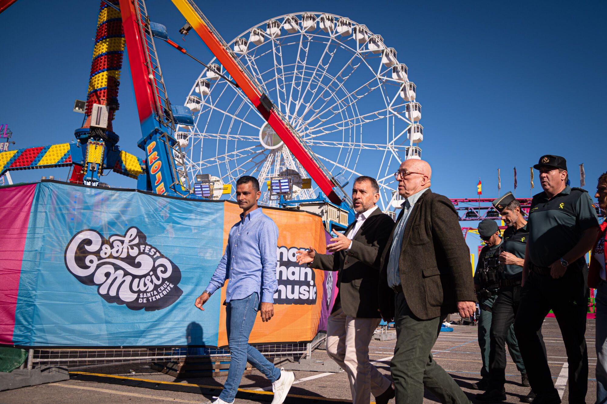 José Manuel Bermúdez visita la Feria de Atracciones por el Carnaval de Santa Cruz de Tenerife 2025