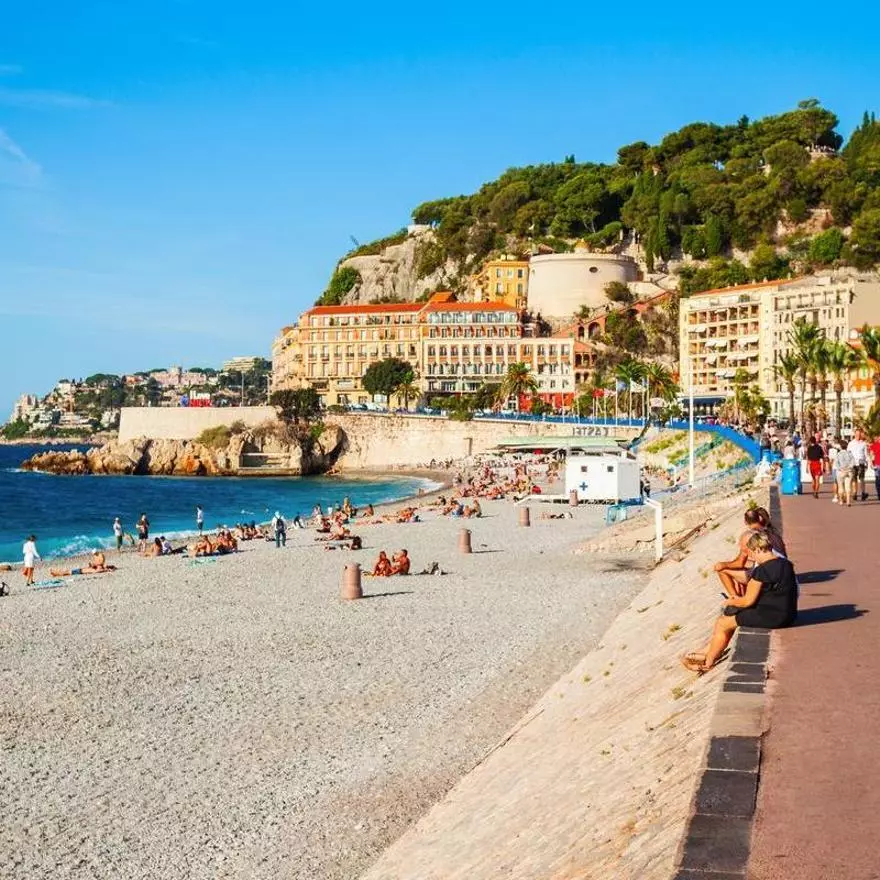 El paseo que convirtió a una ciudad mediterránea en el gran escaparate de la Riviera francesa