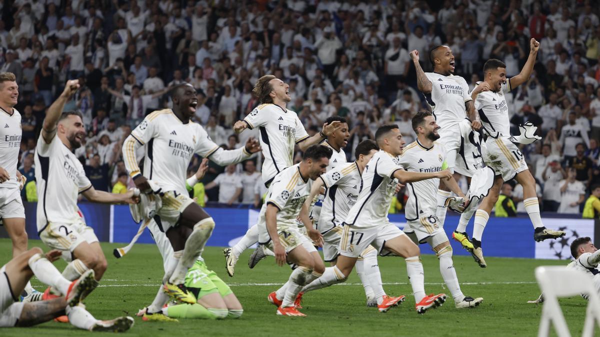 Los jugadores del Real Madrid celebran la victoria ante el Bayern.