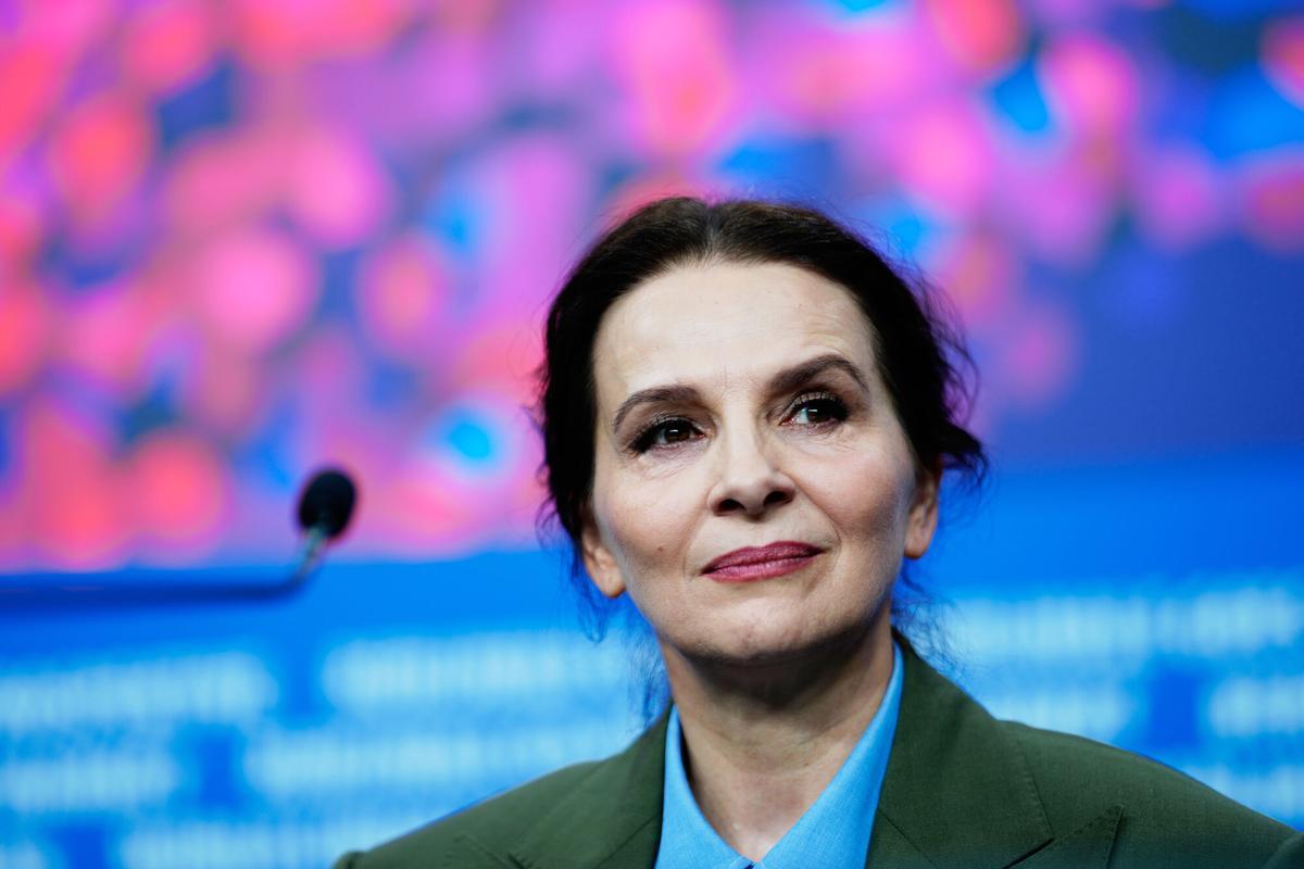 Juliette Binoche presentó 'Queen At Sea" en la Berlinale, que acabó ganando el Premio del Jurado y ella, el galardón a la Mejor Interpretación de Reparto, ‘ex-aequo’, para Tom Courtenay y Anna Calder-Marshall.