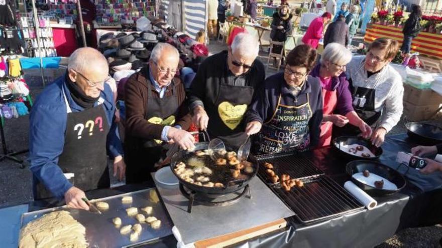 Porqueres El sol presideix la primera jornada de la 32a Fira d&#039;Hivern