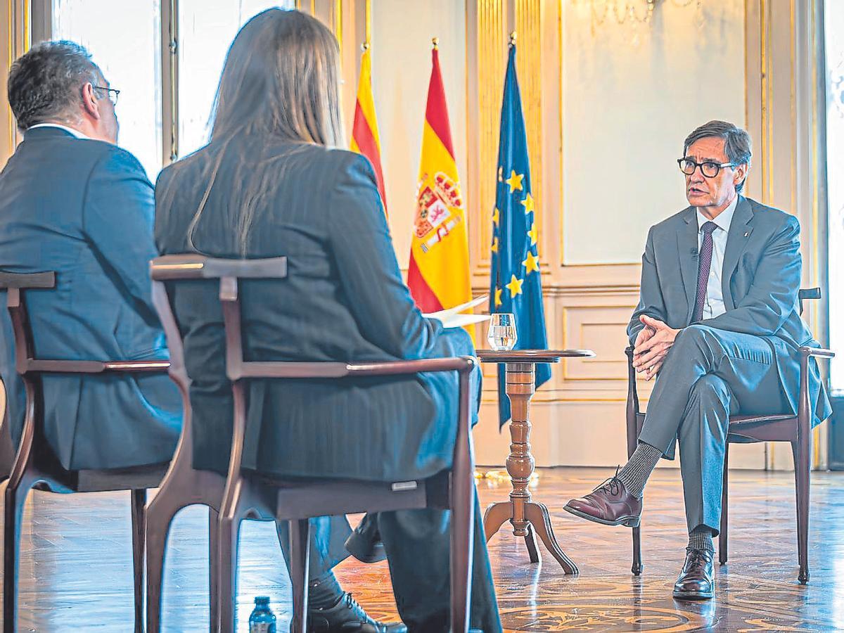 El president de la Generalitat, Salvador Illa, durant l’entrevista.