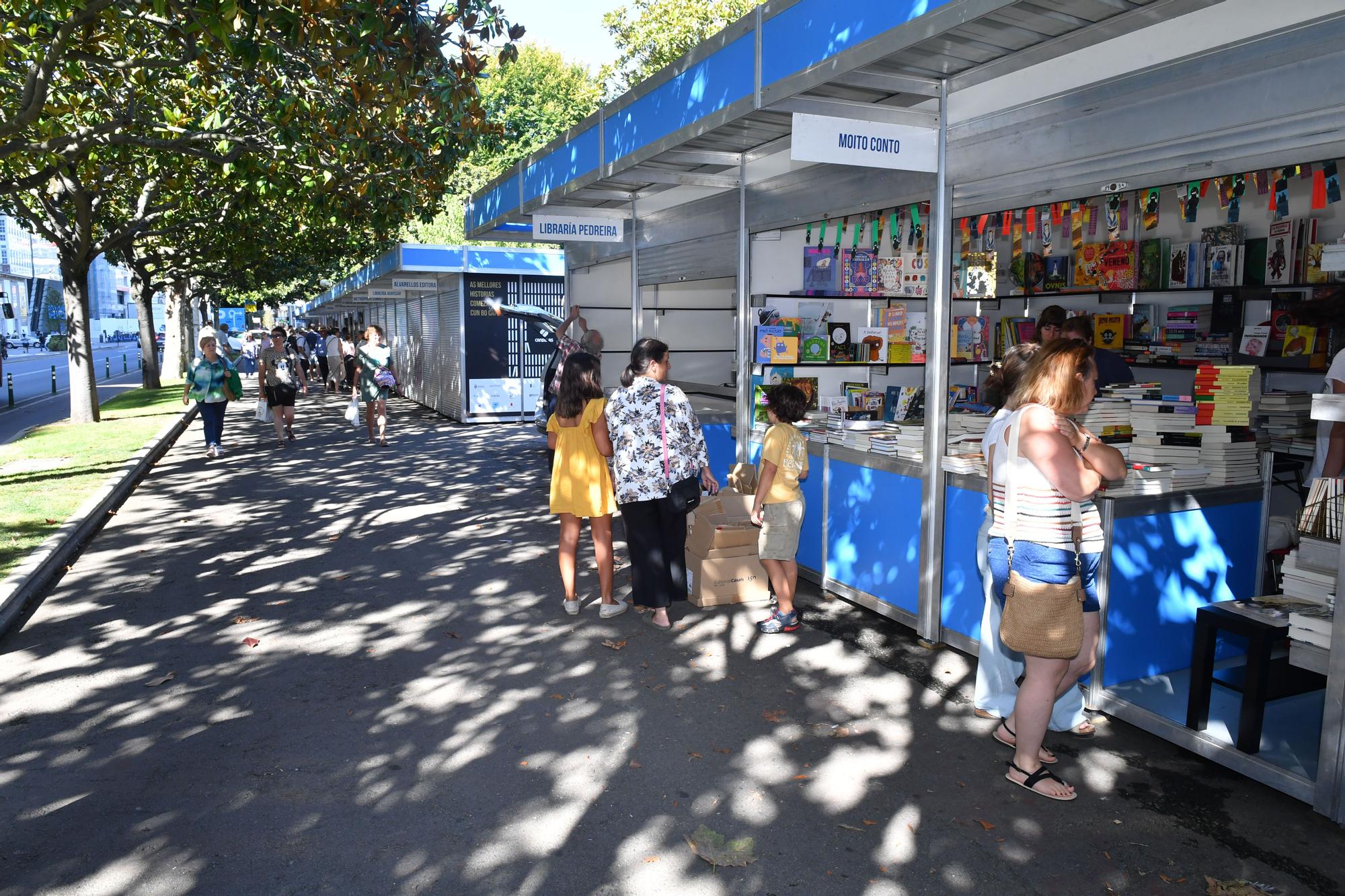 La Feria del Libro de A Coruña se instala en los jardines de Méndez Núñez