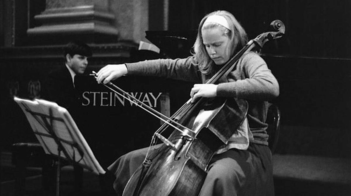 zentauroepp6108536 dia por delante jacqueline du pre british cellist jacqueline171013113202