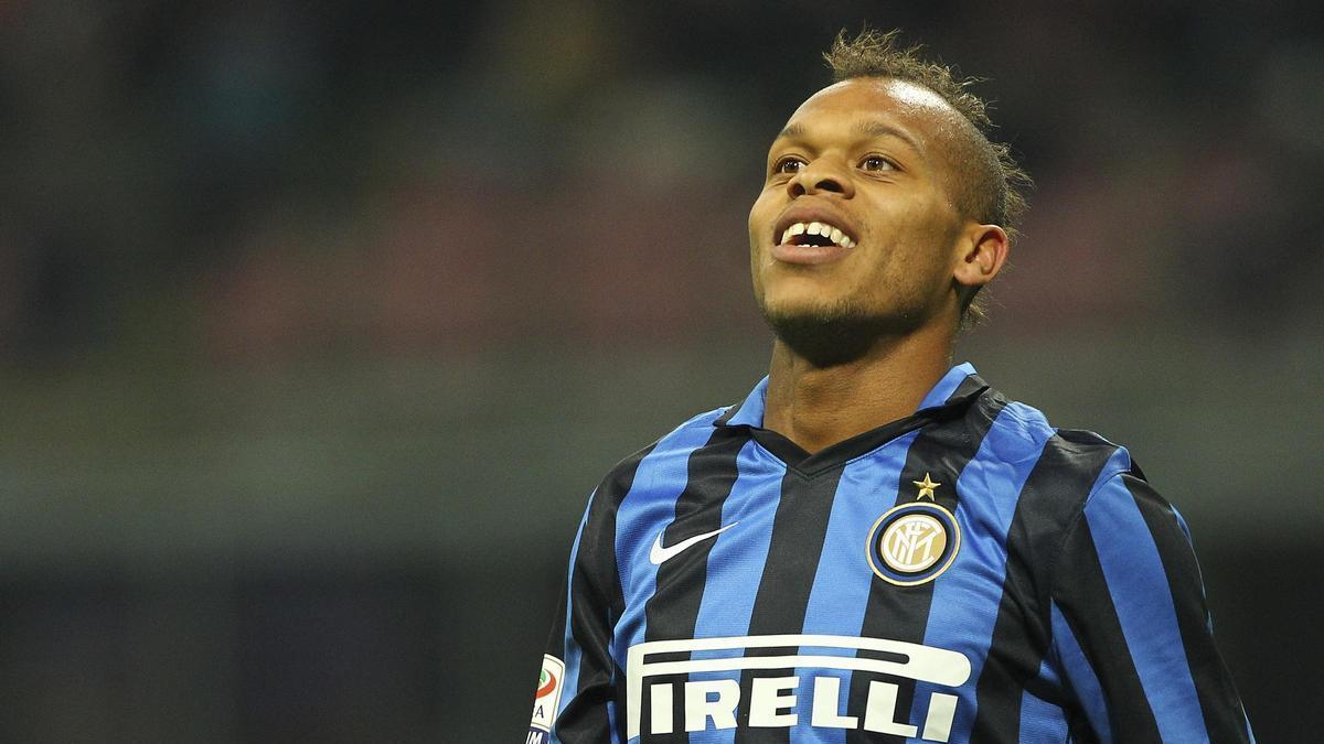Bibiany, celebrando un gol con el Inter.