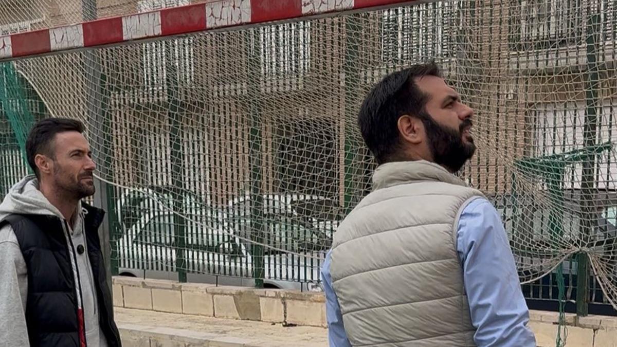 Los concejales del PP en el parque de madera de Alboraia.