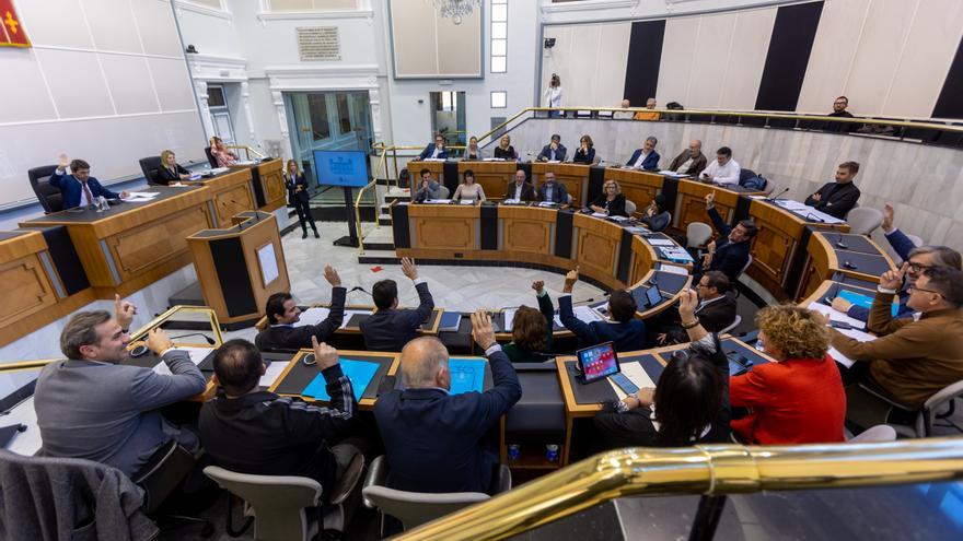 La Diputación de Alicante aprueba su presupuesto con el voto en contra de la oposición