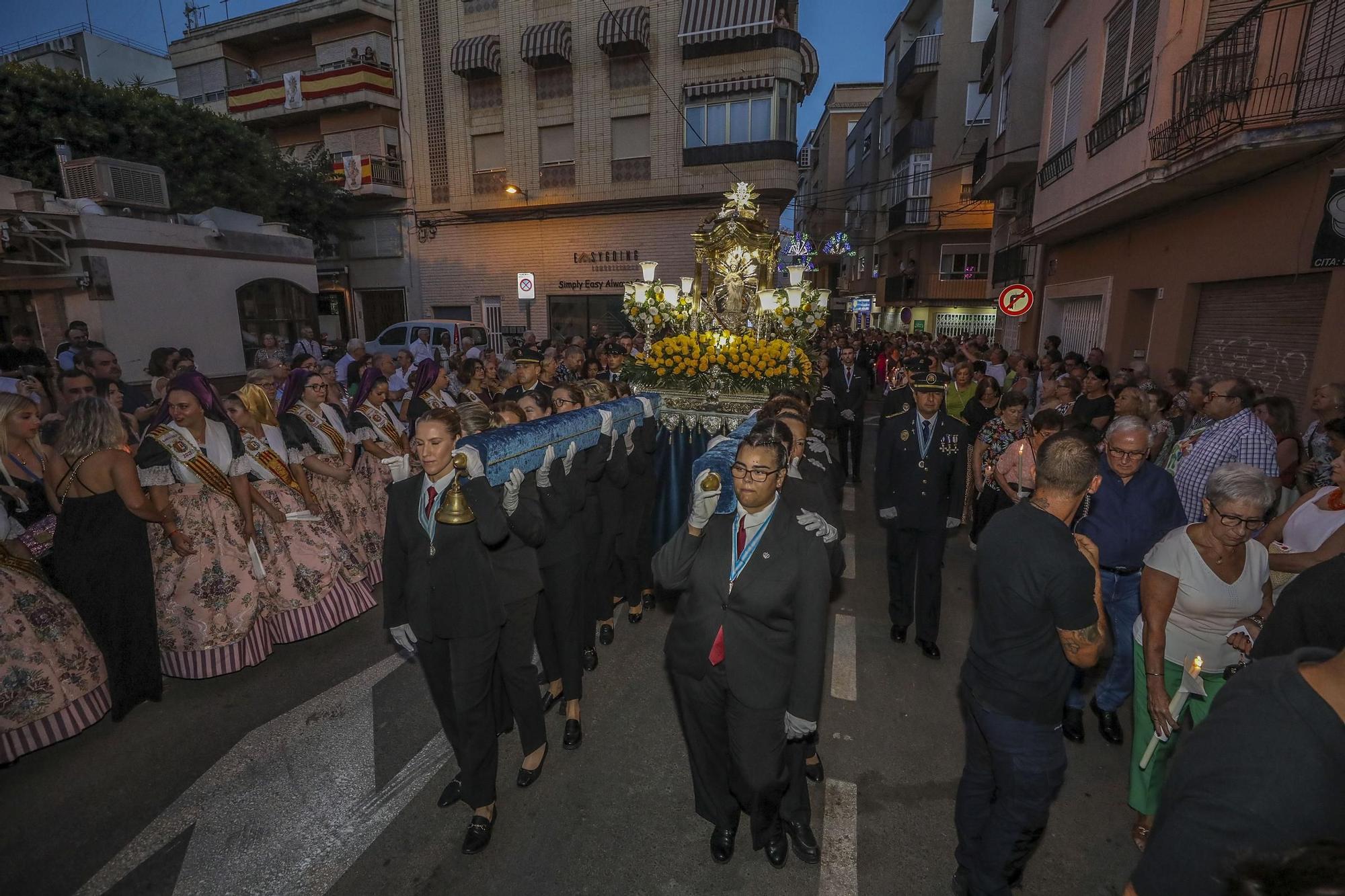 La Virgen de Loreto, la patrona que une