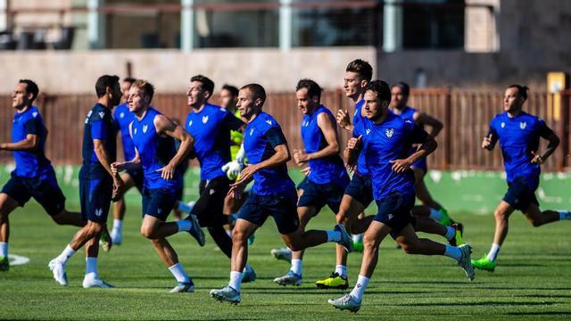 Primer día de descanso para la plantilla del Levante en dos semanas