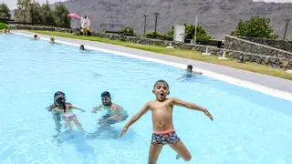 Calor en Gran Canaria: una piscina en las alturas