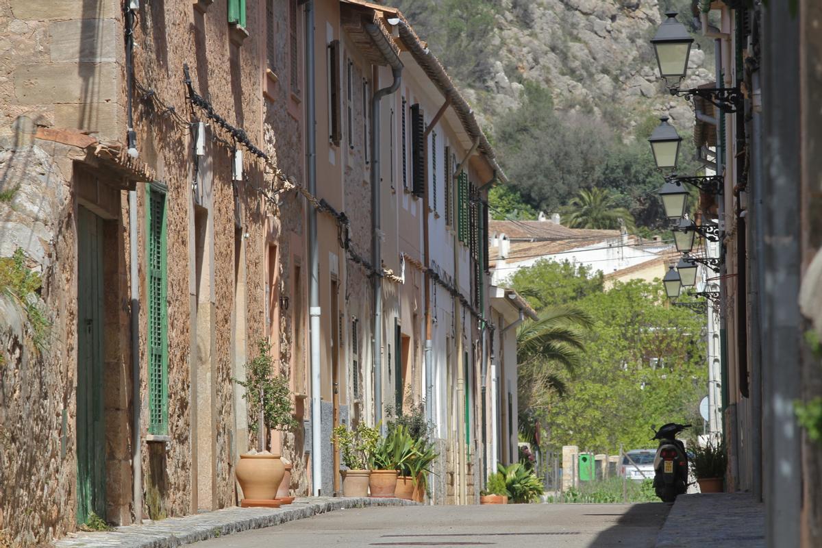 Ein Straßenzug in Esporles.