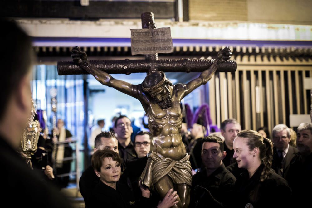 Procesión del Cristo de la Concordia en la parroquia de San Mauro, en la Creu del Grau.