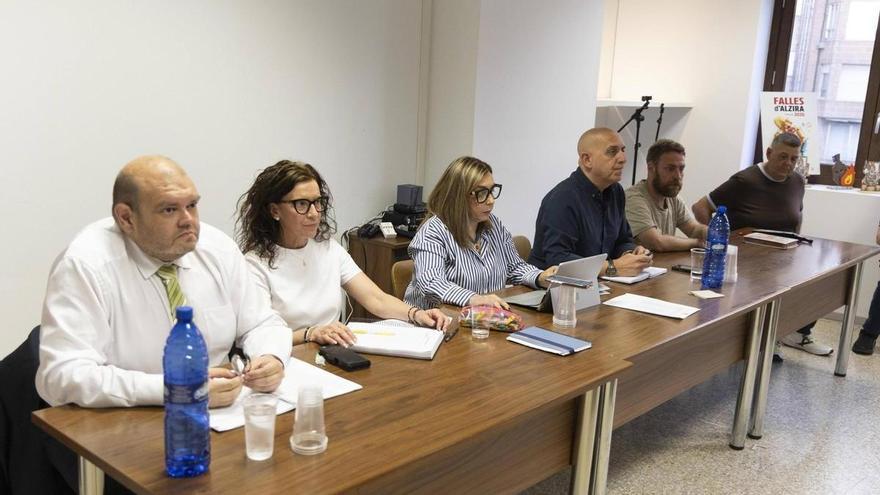 La JLF de Alzira abre un plazo extraordinario para evitar el fiasco histórico de quedarse sin fallera mayor infantil