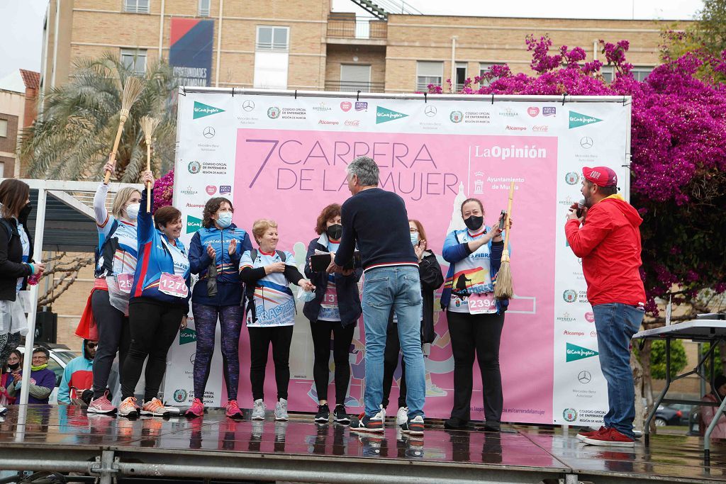 Carrera de la Mujer Murcia 2022: las participantes posan en el photocall