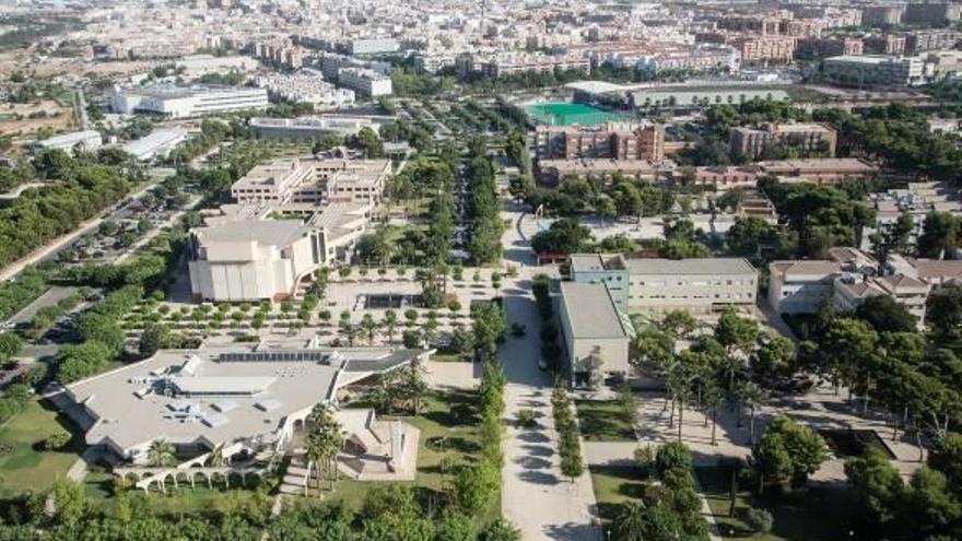 Vista aérea del campus de la Universidad.