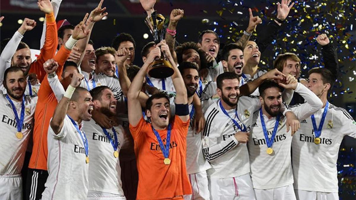 Los jugadores del Madrid, celebrando el Mundial de Clubs