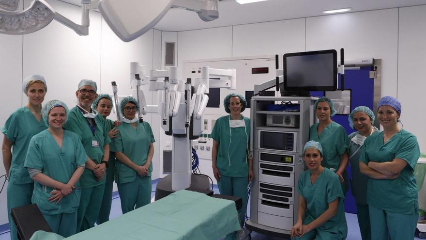 El Hospital de Jove da &quot;un salto de calidad&quot; y se pone al nivel de Cabueñes y el HUCA: ya opera con cirugía robótica