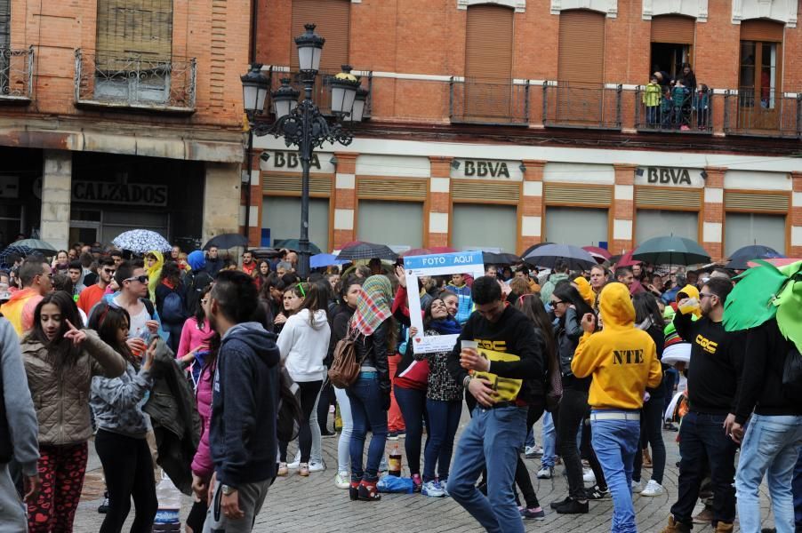 La lluvia no restó ambiente a la petición del Toro