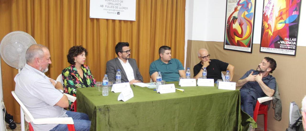 Algarra, Gimeno, Bronchud, Guija, Romero y Moreno, durante la charla.