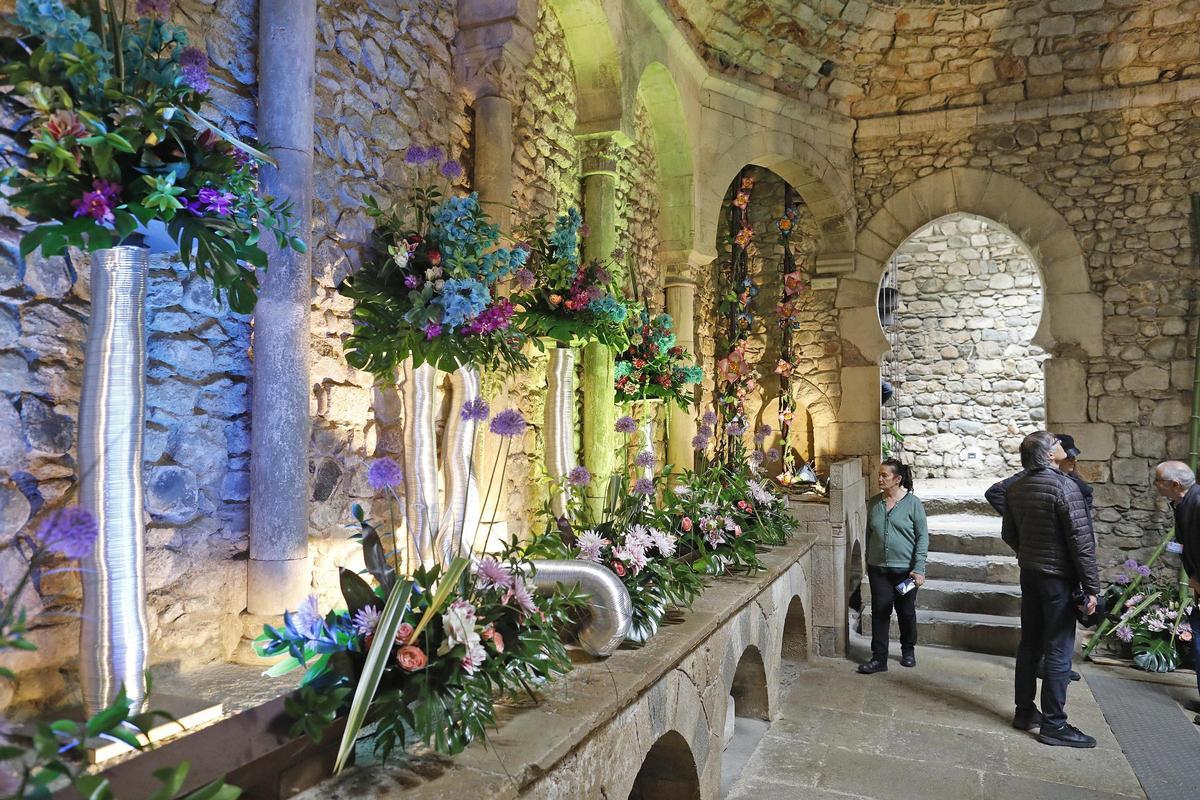 Les fotos del muntatge als Banys Àrabs de Temps de Flors