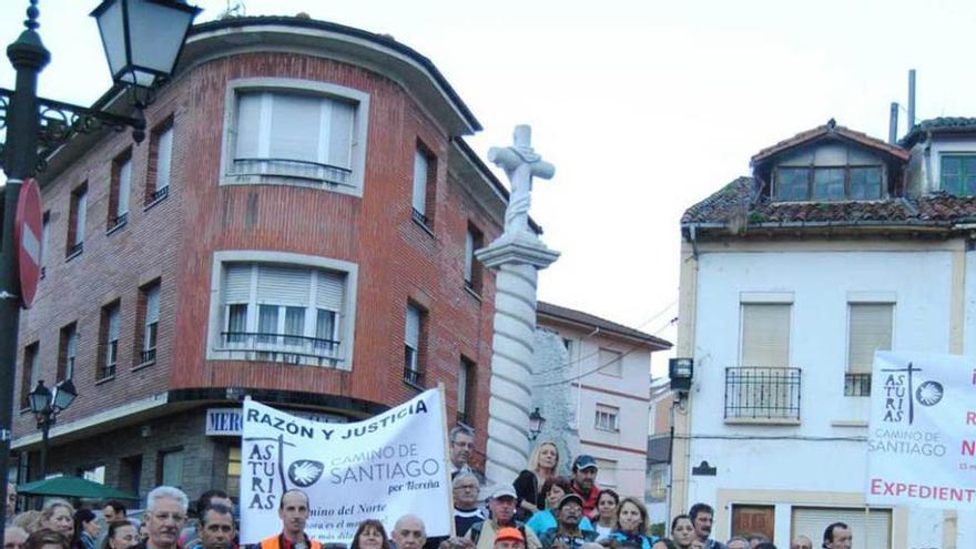 Protesta en Noreña en favor de la inclusión de la villa en el Camino.