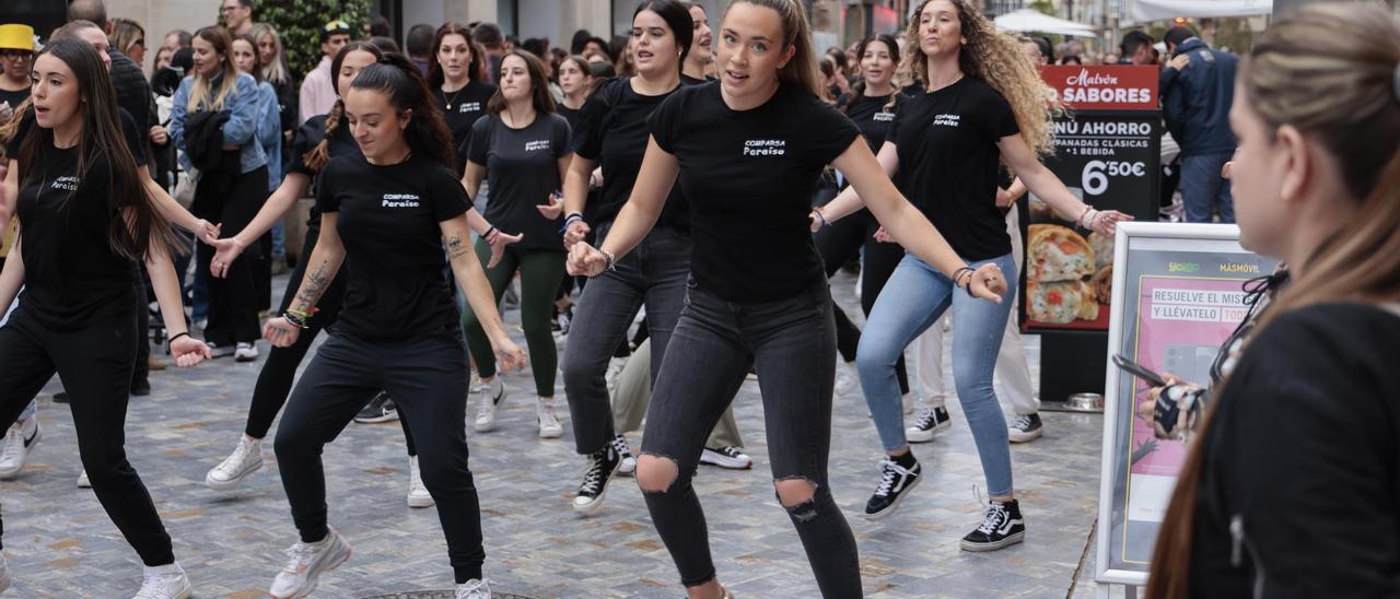 Bailarines al abordaje por el Día de la Danza