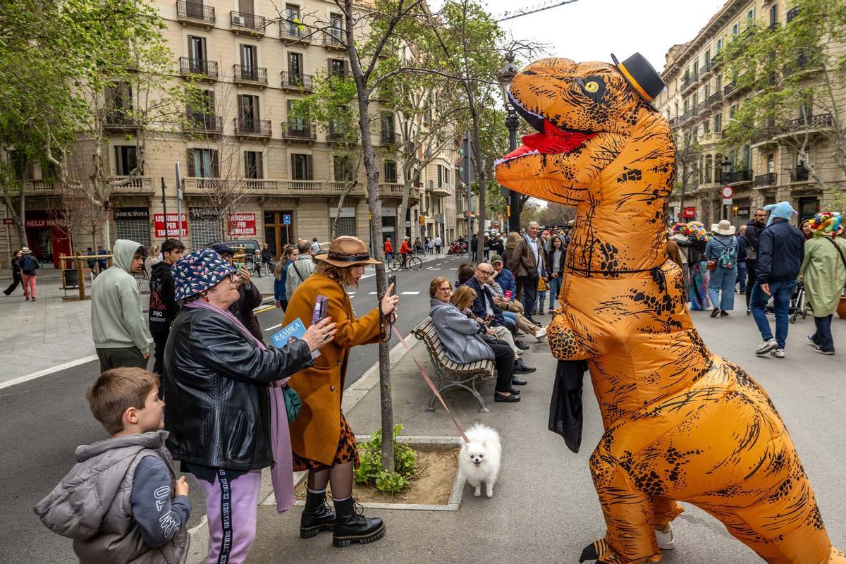 Nueva edición del Paseo con Sombrero por Barcelona