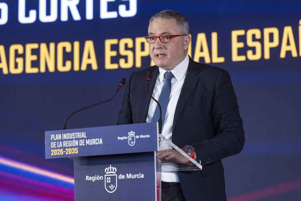Juan Carlos Cortés, director de la Agencia Espacial Española, este lunes en el Cuartel de Artillería de Murcia.