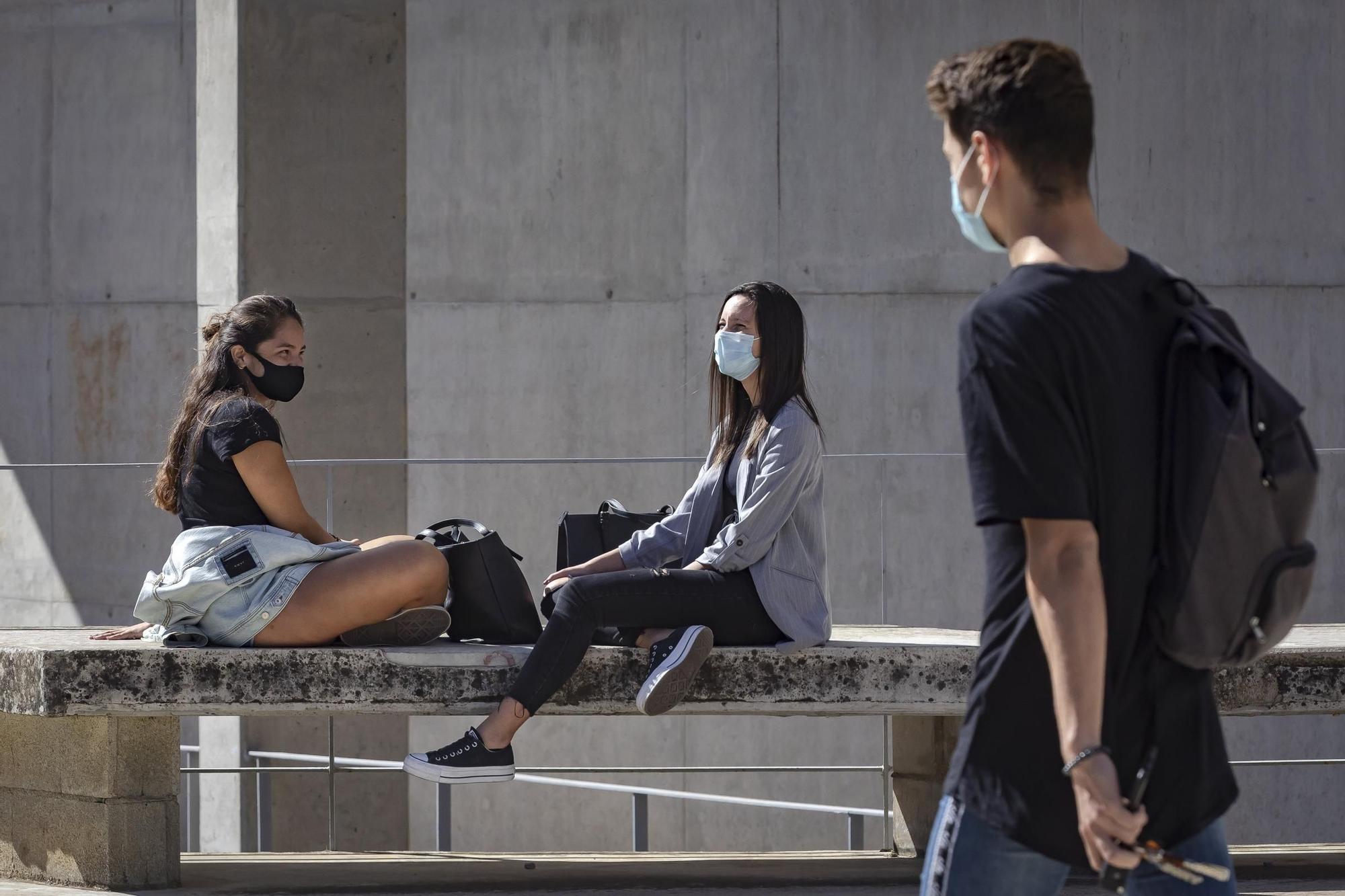 La UIB empieza el curso con tres profesores y 22 alumnos bajas por covid