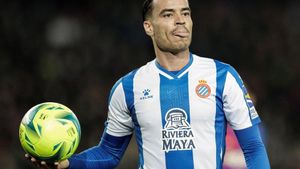 Raúl de Tomás no jugarà contra Albània ni Islàndia per lesió