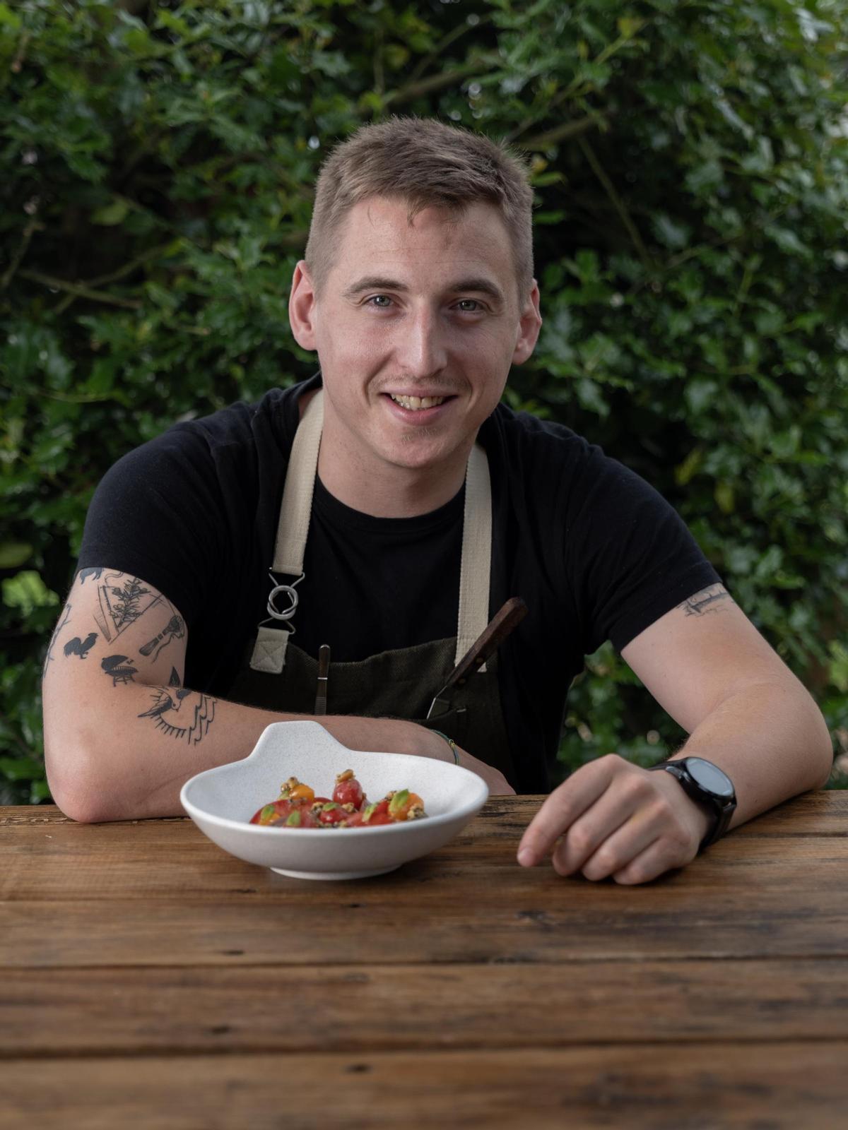 Andrés Torreiro, el chef melidense que aspira a convertirse en el Cociñeiro Galego de 2026