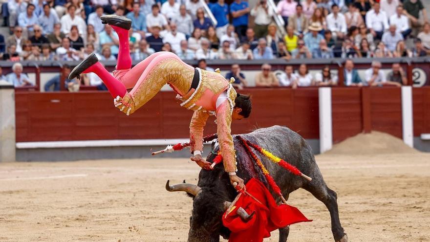 El torero Paco Ureña herido con pronóstico 