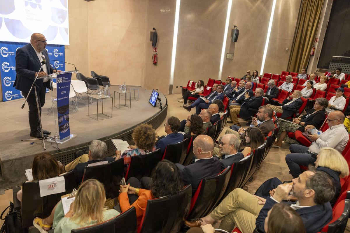FOTOS | Foro Económico y Social del Mediterráneo: Consejo de turismo y cambio climático
