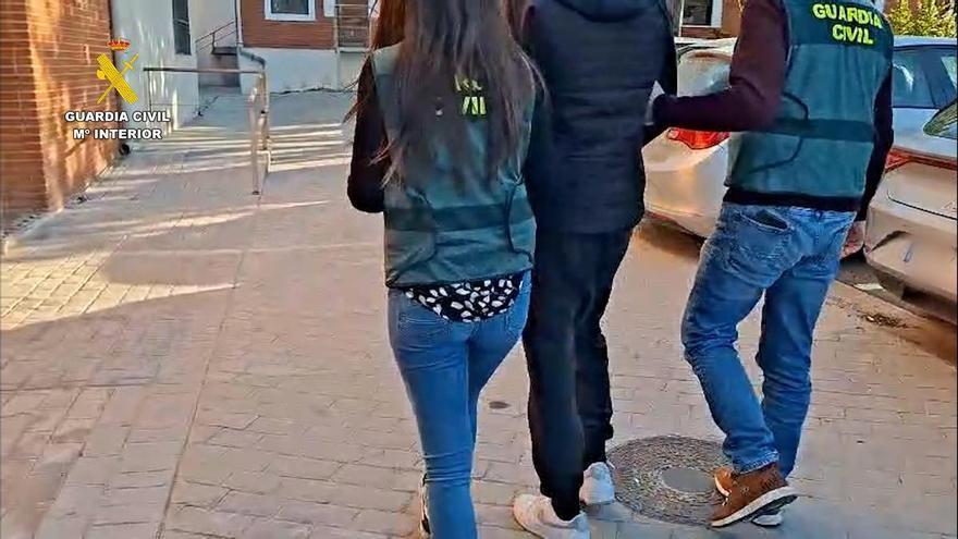 Detenidos cinco jóvenes por el crimen del violinista americano en un edificio abandonado de Sagunto