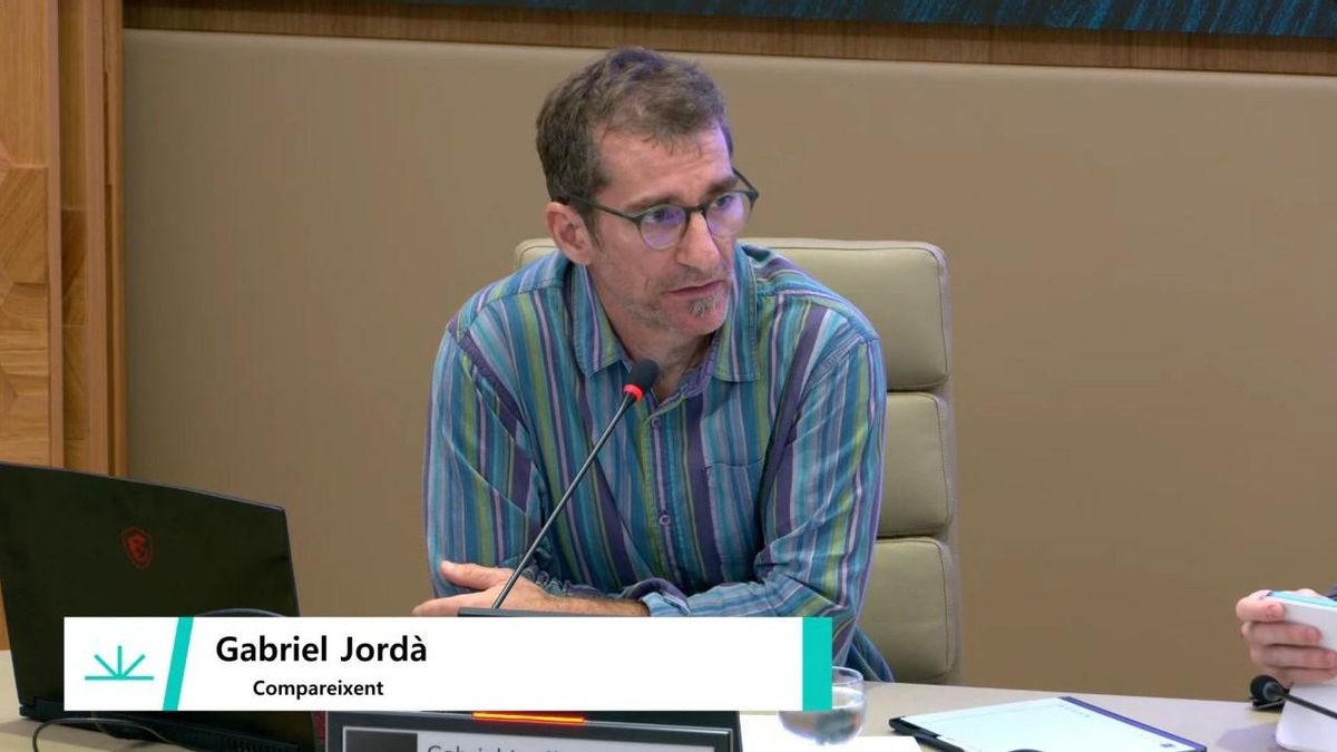 El oceanógrafo del IEO e investigador del CSIC Gabriel Jordà durante su comparecencia en el Parlament.
