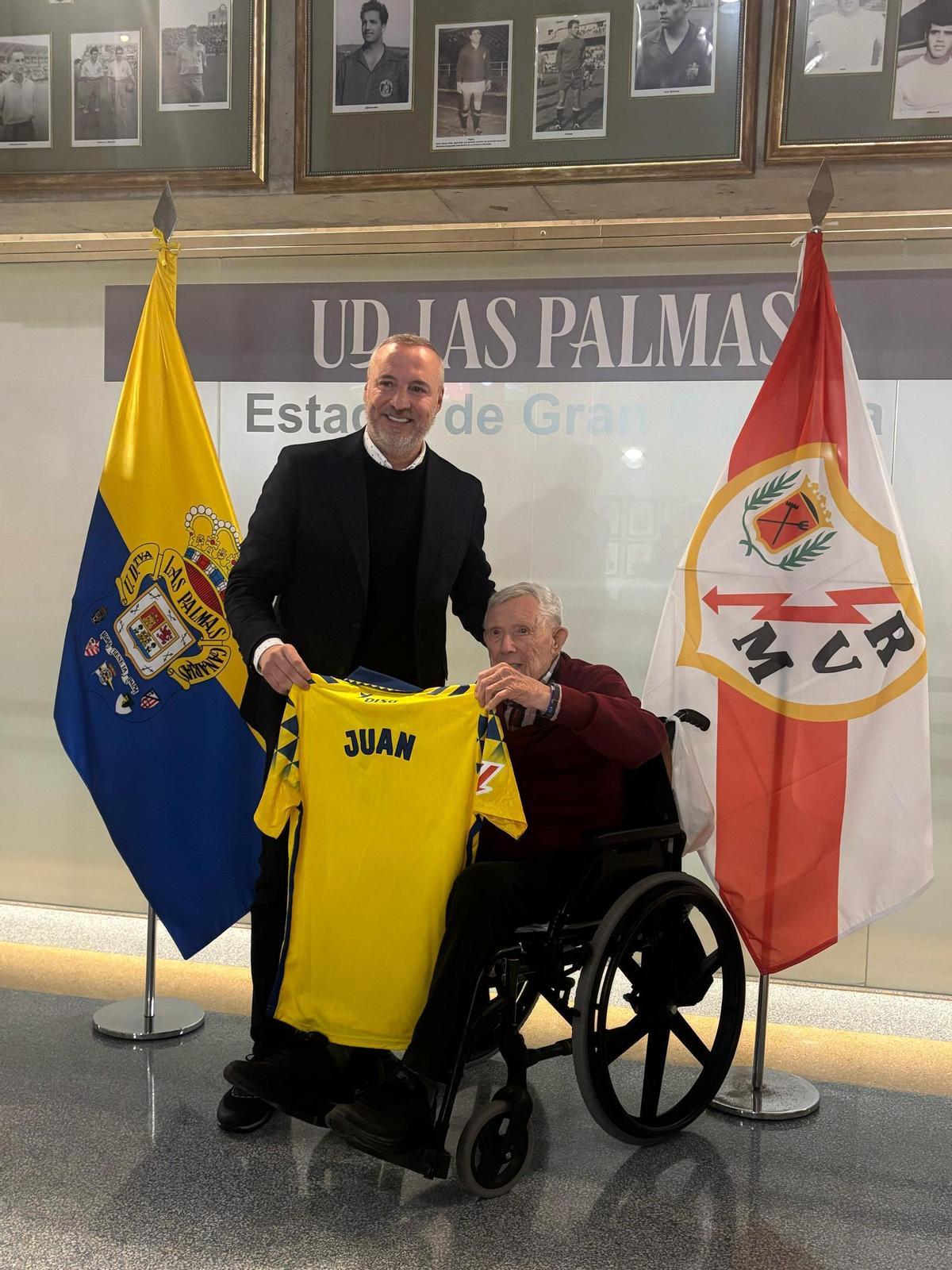 Ramírez con Juan