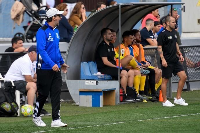 25-01-20  DEPORTES. CAMPOS DE FUTBOL DE LA ZONA DEPORTIVA DEL PARQUE SUR EN MASPALOMAS. MASPALOMAS. SAN BARTOLOME DE TIRAJANA.  Partido de futbol entre los equipos del San Fernando de Maspalomas y el Vera disutado en el Campo de Futbol del San Fernando de Maspalomas en la zona deportiva del Parque Sur de Maspalomas.  Fotos: Juan Castro  | 26/01/2020 | Fotógrafo: Juan Carlos Castro