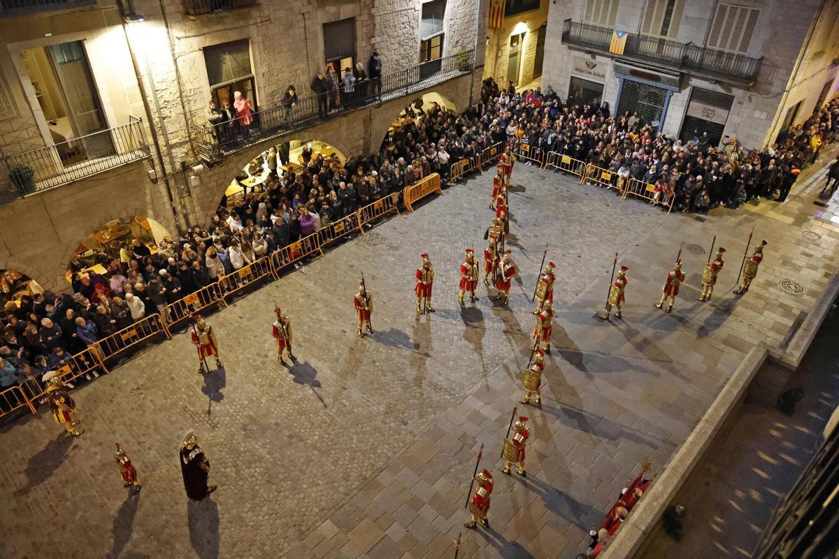 Les imatges de l'entrega del penó al pendonista Carles Mascort