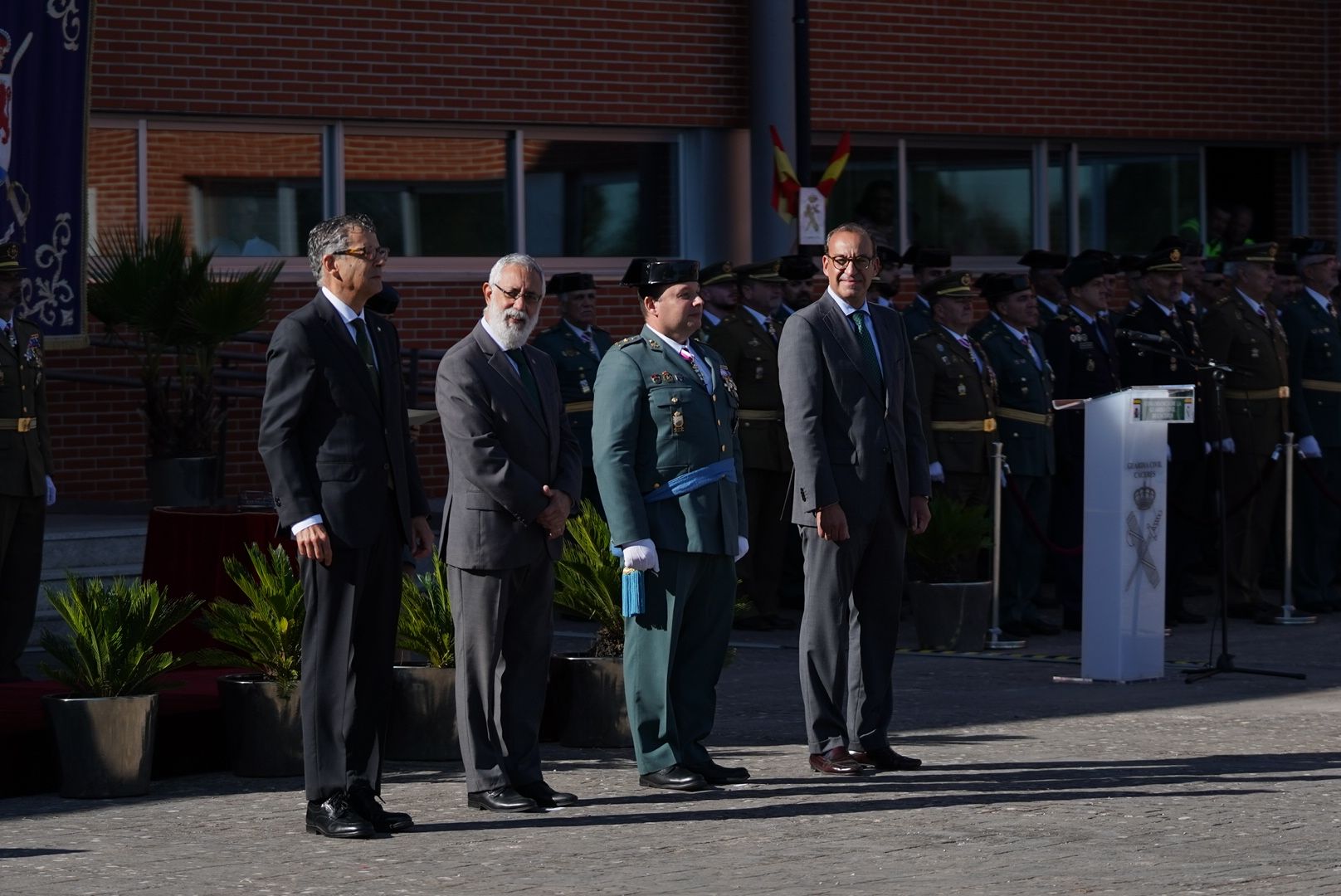 Fotogalería | Así ha celebrado la Guardia Civil de Cáceres el día de su patrona, la Virgen del Pilar