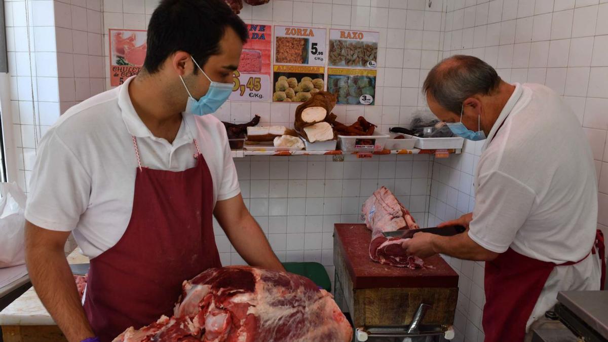 Un negocio familiar de venta de carne en Monte Alto. |   // VÍCTOR ECHAVE