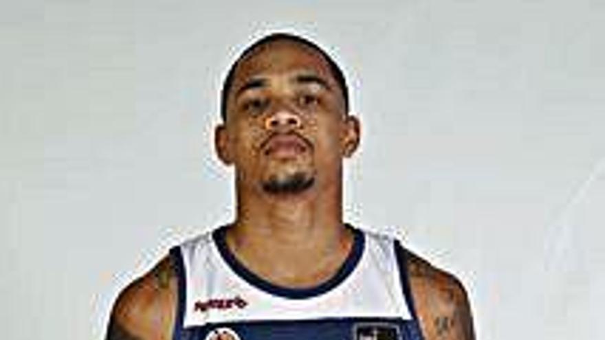 JORDAN DAVIS (BASE/ESCORTA, 22 ANYS)